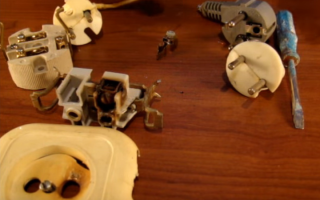 Гнездото се искри или загрява - ние разбираме причините и отстраняваме неизправността