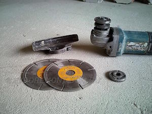 монтаж на два диска върху вала на мелницата