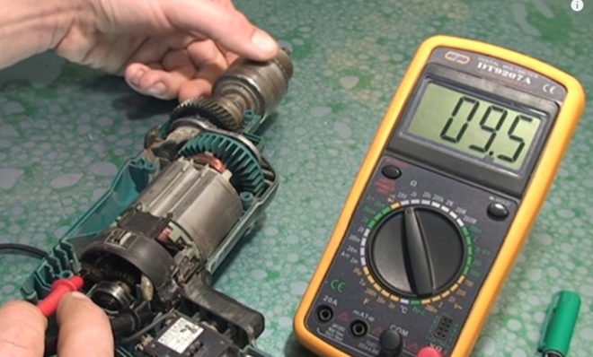 проверка на колекторния мотор на свредлото