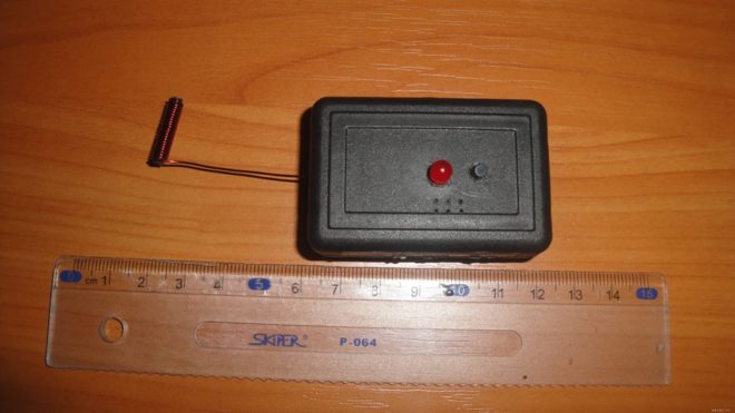 Домашен търсач в пластмасов калъф