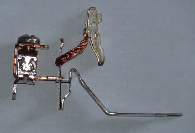 Термично освобождаване (биметална плоча)